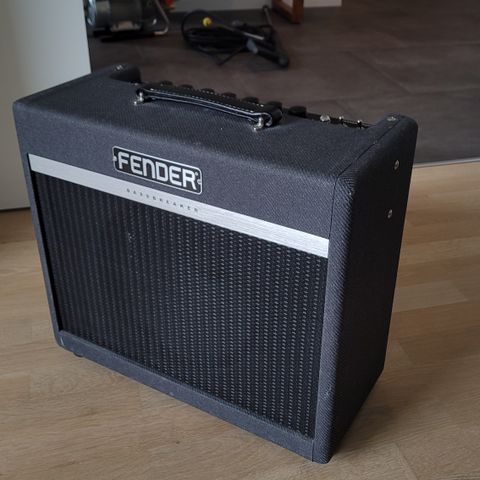 Fender Bassbreaker 15 forsterker