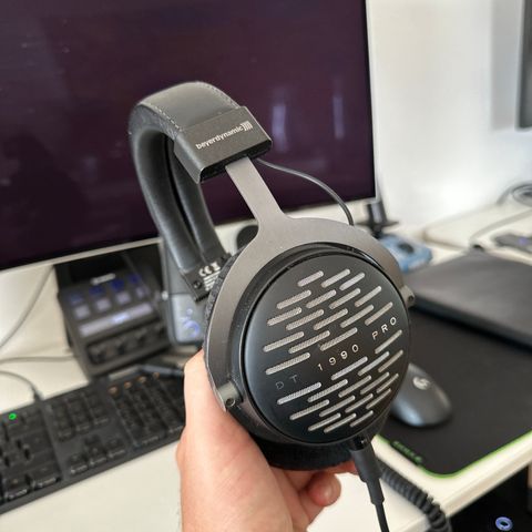 Beyerdynamic dt 1990 pro med lydkort Sound blaster X