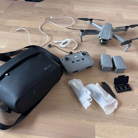 Dji Mavic 2 air Fly more m/3batteri