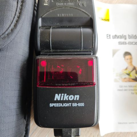 Nikon SB Speedlight