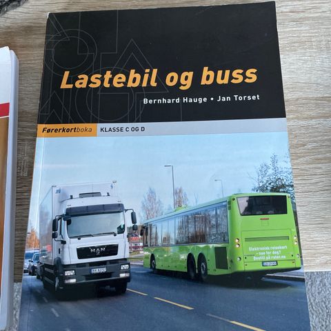 Veien til førerkortet lastebil og buss selges