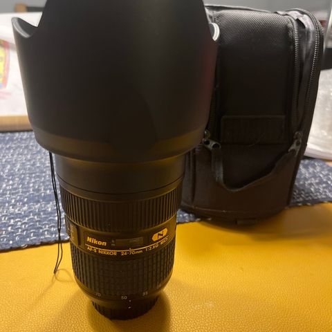 Nikon AF-S Nikkor 24-70mm 1:2.8 ED