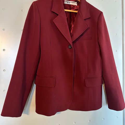 Vinrød/burgunder Blazer