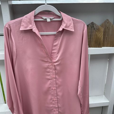 Rosa bluse fra HM