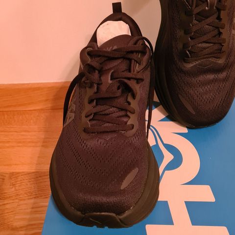 HOKA W BONDI 8 WIDE