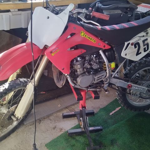 Honda cr85