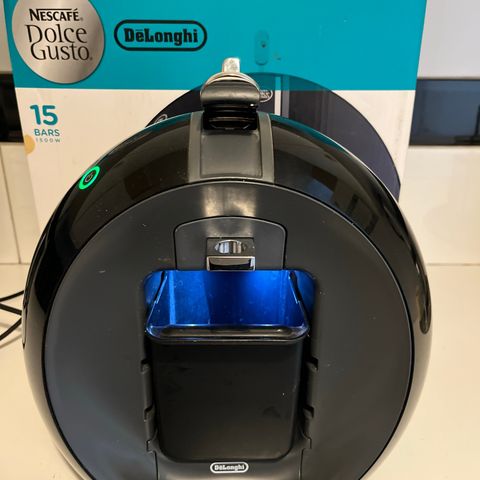 Nescafé Dolce gusto. Delonghi