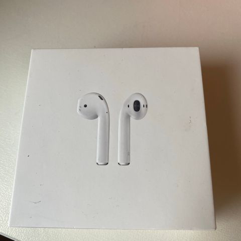 AirPods