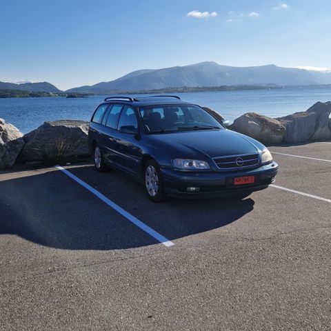 Opel omega b2 hugges