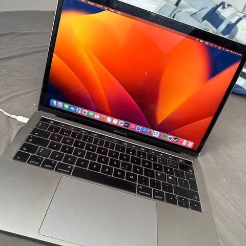 macbook pro 13-inch