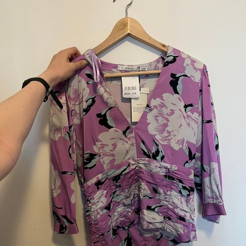 Rosa/lilla bluse