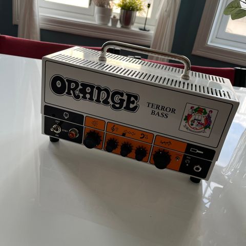 Orange Terror Bass 500w