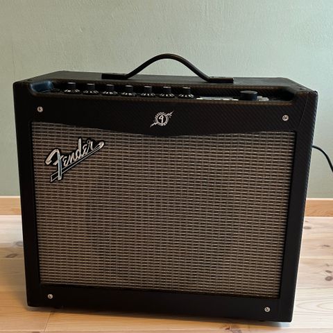 Fender Mustang III (100w Combo Digital) Gitar forsterker