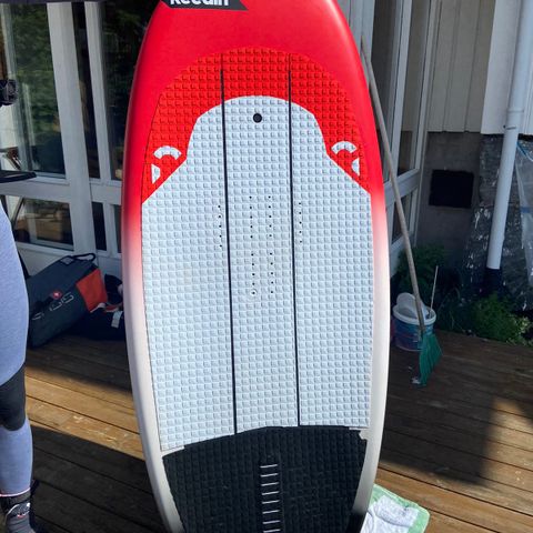 Reedin Feather 5’8” x 28,5” - 112L