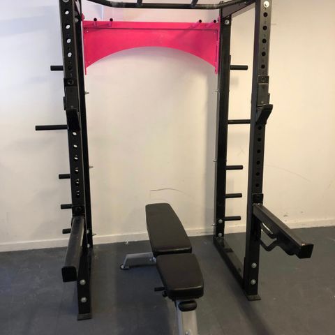 EliteFTS Half Rack selges: perfekt til hjemmegym