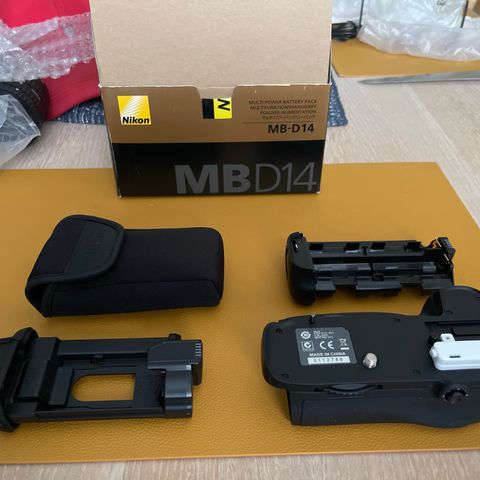 Nikon MB-D14 batterigrep for Nikon D600 eller D610.