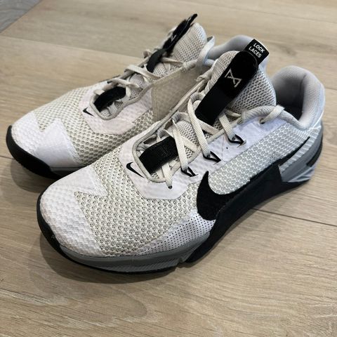 Nike Metcon 7 str 43