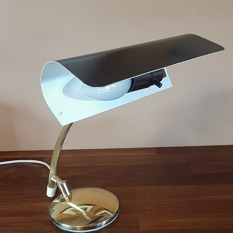 Bordlampe fra Arnold Wiigs Fabrikker, AWF.