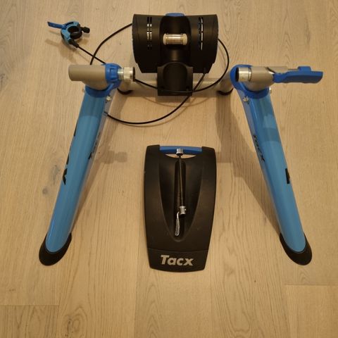 TacX sykkelrulle selges