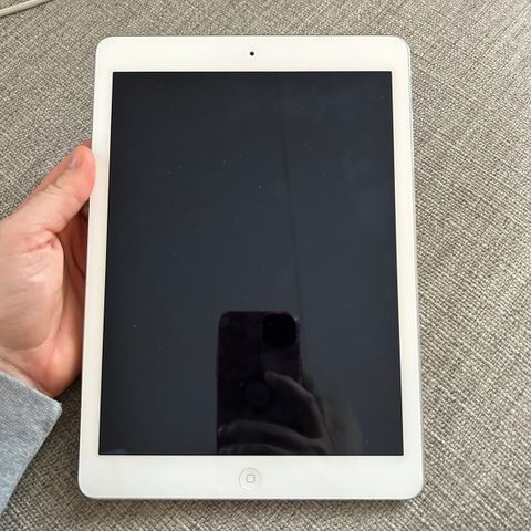 iPad Air A1474