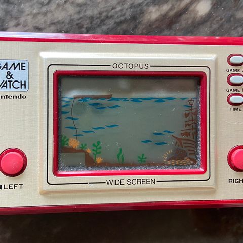 Vintage Game & Watch Wide screen  Octopus  Nintendo  1981