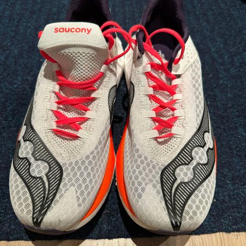 Saucony Endorphin Pro 4 (str 44.5)