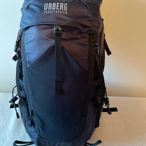 Urberg Vistas Airback 35 liter Sort