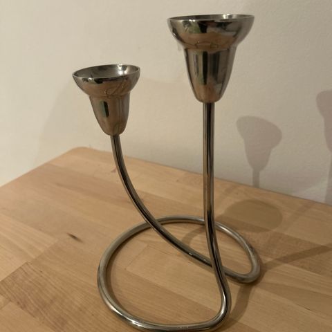 Georg Jensen swing lysestake selges