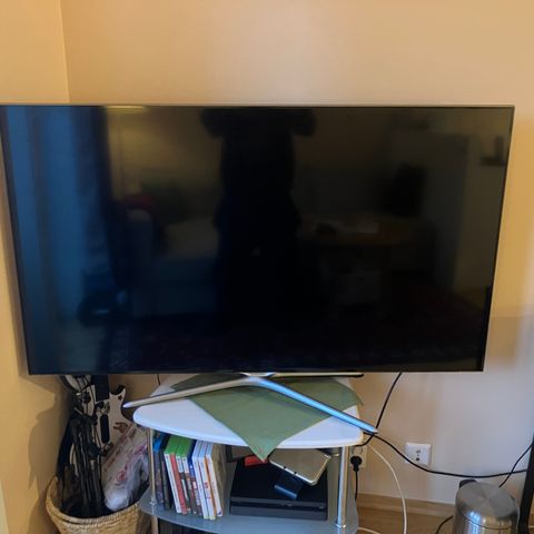 55" LG LCD TV - Model: UE55F6755SBXXE