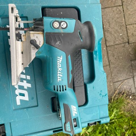 Makita stikksag