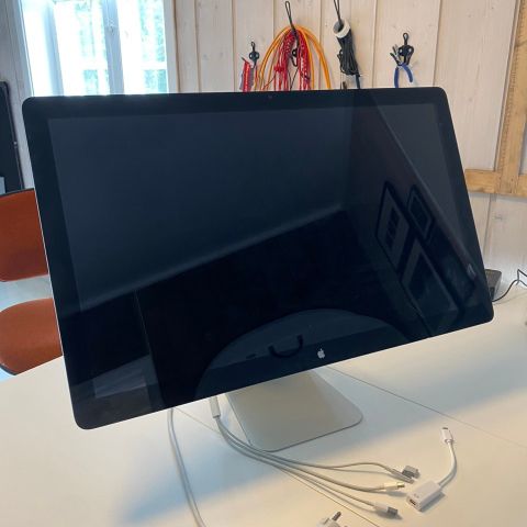 Apple LED Cinema Display