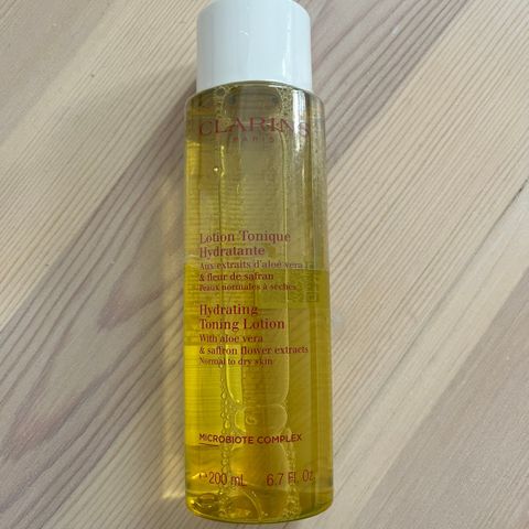 Clarins hydrating toner