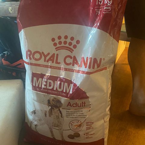 Royal canin medium adult hundefor