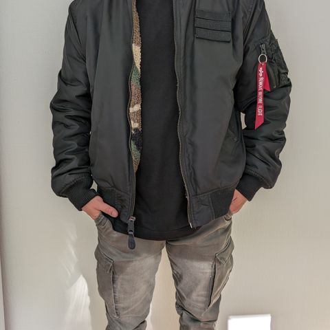 Alpha Industries bomberjakke