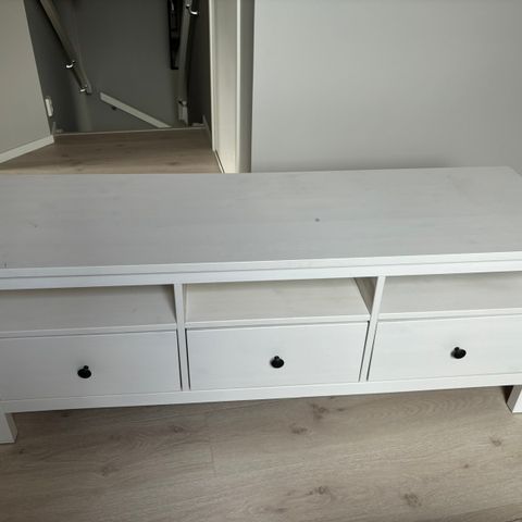 Hemnes tv benk