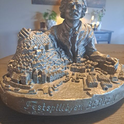 Skulptur av Edvard Grieg