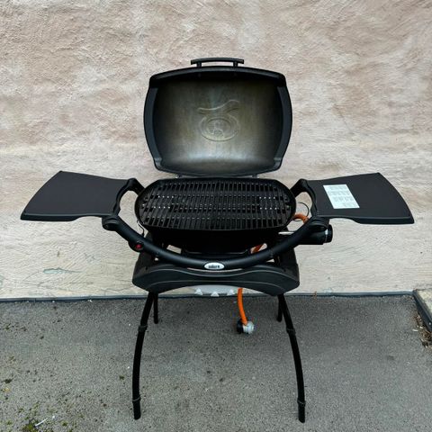 Weber q2000 (som ny!) med fullt utstyr