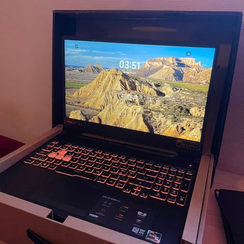 Kraftig Gaming laptop Ryzen 7 5800H rtx 3060