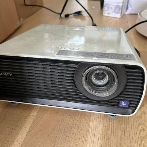 Sony vpl-ex120 prosjektor