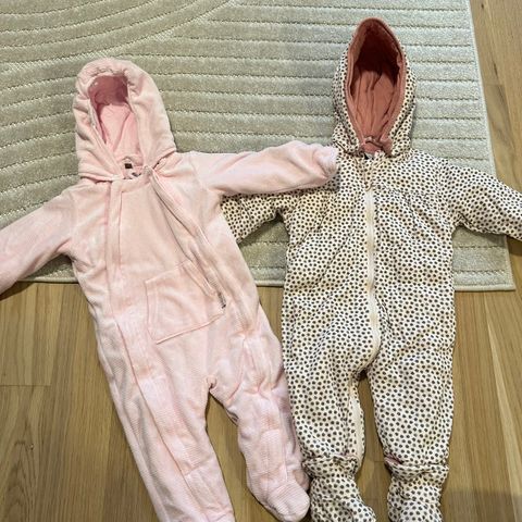 Ubrukte vår/høstdresser til baby