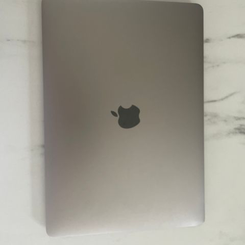 MacBook Air, Retina 13-inch 2019