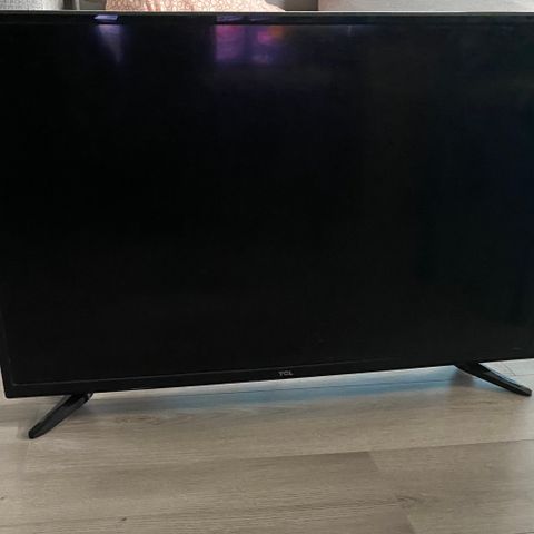 TCL tv uten fjernkontroll