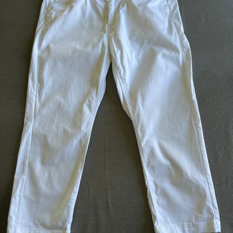 Hvite bukser