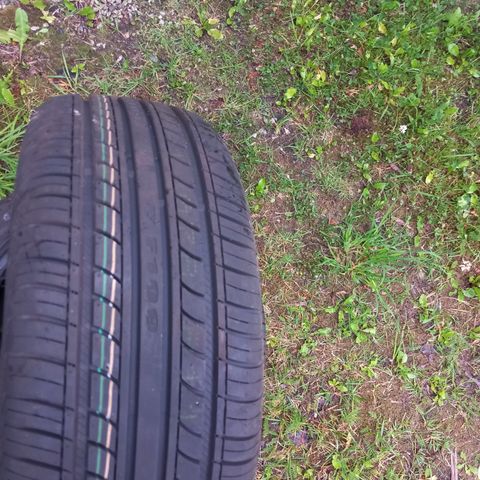 Sommerdekk Imperial 185/ 50 R 14 77v