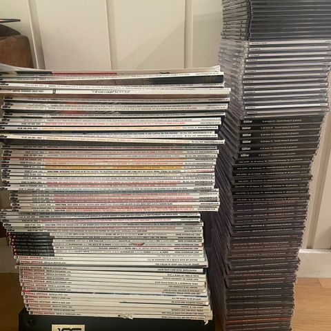 75x Total Guitar fra 1998 - 2004 med CD’er