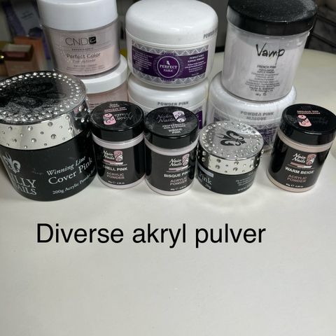 Diverse akryl pulver til negler