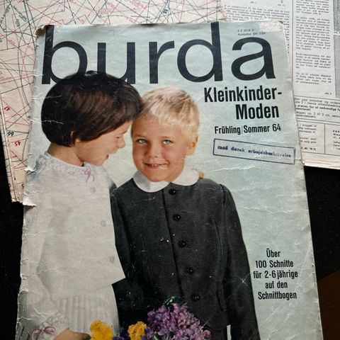 VINTAGE BURDA BARNE MODE FRA 1964 / DANSK BESKRIVELSE