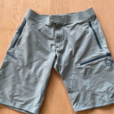 Norrøna flex shorts str 164