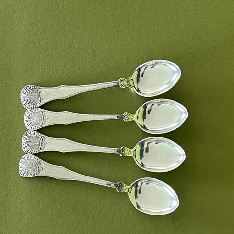 Dronningmønster Teskjeer i sølv. 11,6 cm