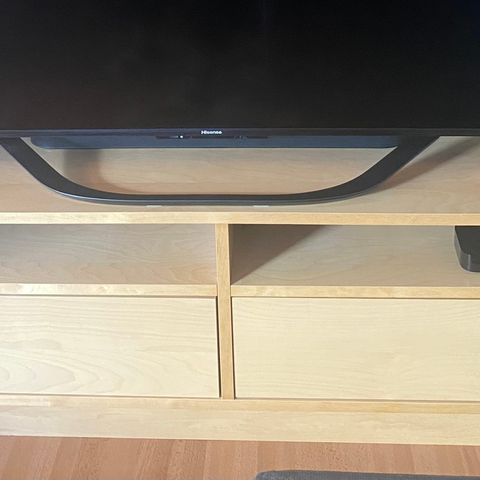 TV-benk fra IKEA